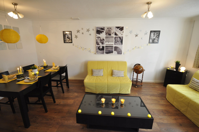 Others 4, Durward Guest Apartment, London