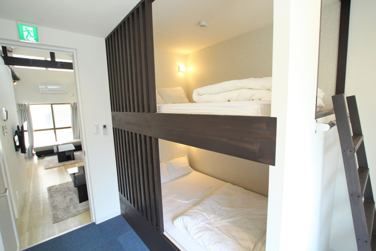 Bedroom 3, SEKAI HOTEL Ayame, Osaka