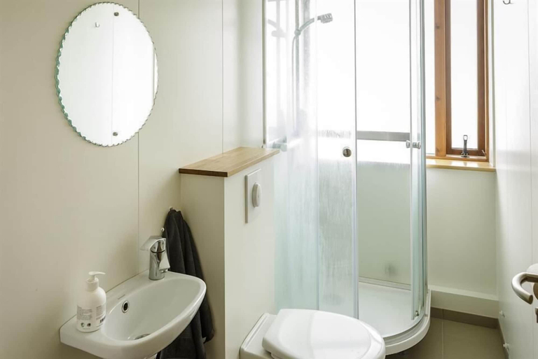 Bathroom, Kópasker Guesthouse, Öxarfjarðarhreppur