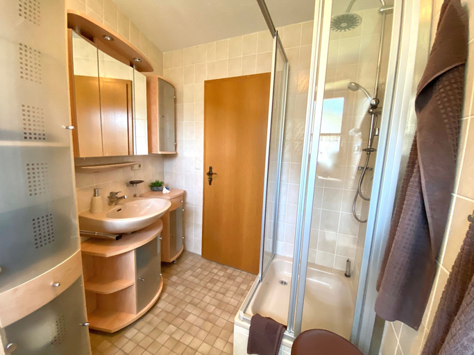 Bathroom 4, FeWo Zirbenblüte, Berchtesgadener Land