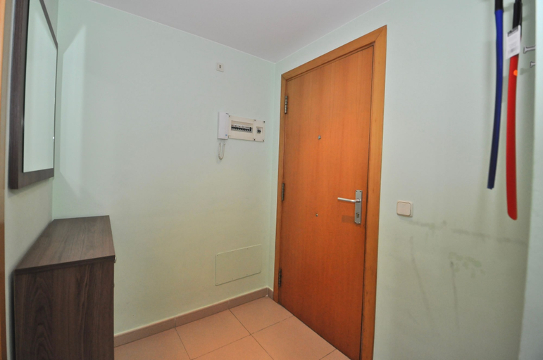 Others 5, Apartment Clotilda, Girona