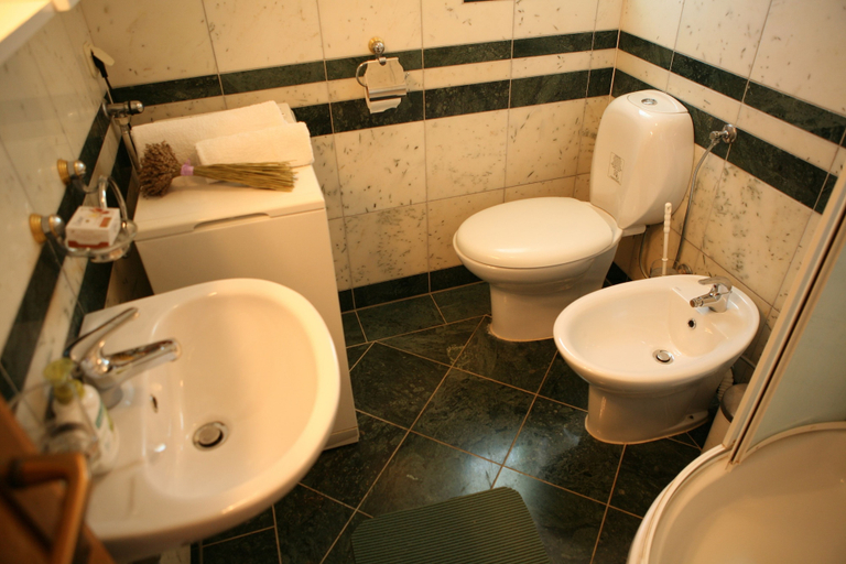 Bathroom 3, Sea front stone house, Trogir