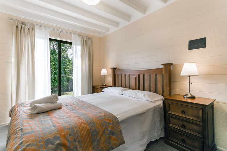 Bedroom 2, Arcadia Cottage, Blue Mountains