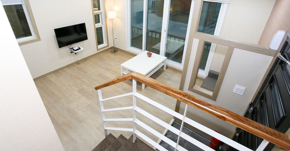 Others 4, Ocean View Pension No. 2, Jeju