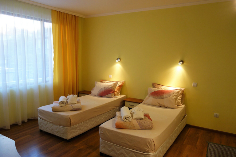 Bedroom 3, Hotel Aquamarine, Sozopol