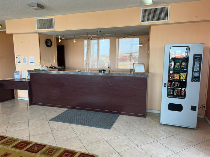 Others 5, Travelerslodge Motel, Gage