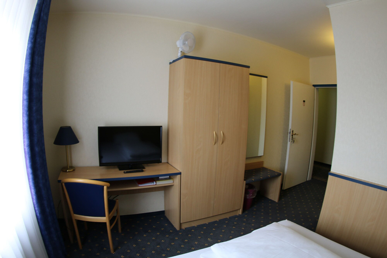 Bedroom 4, Hotel am Rathaus, Darmstadt-Dieburg