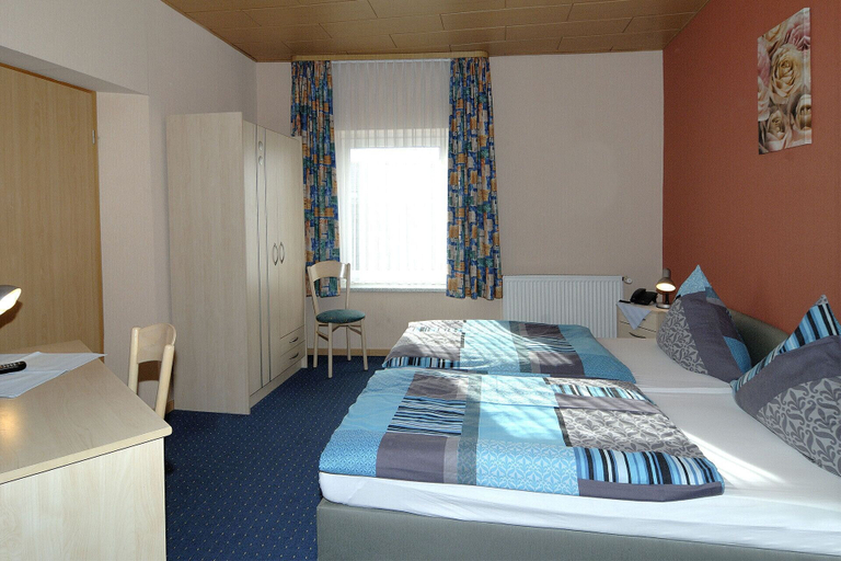 Bedroom 4, Gasthof Zum Siegburger, Kleve