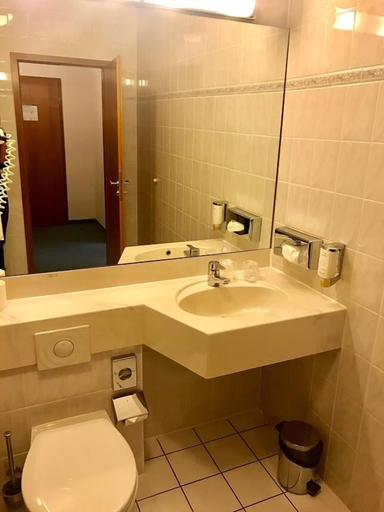 Bathroom 4, Hotel Berlin in Zossen, Teltow-Fläming