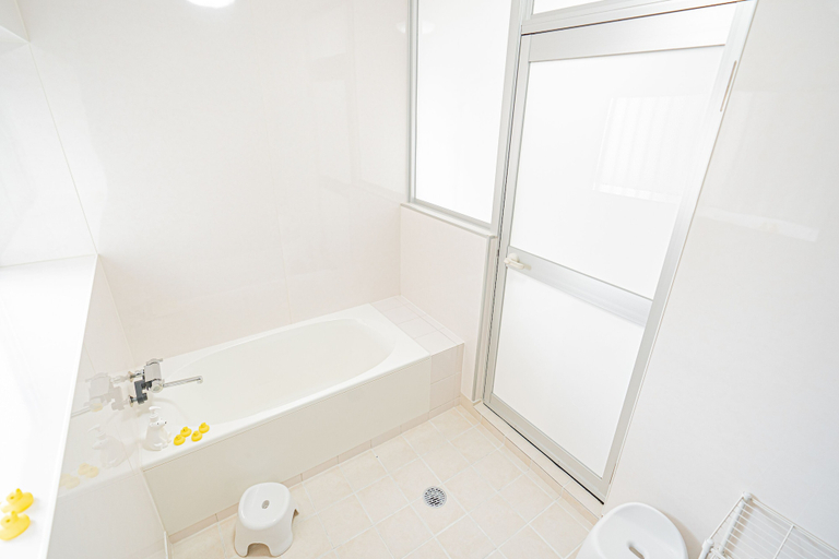 Bathroom 4, Dot House Naha, Naha