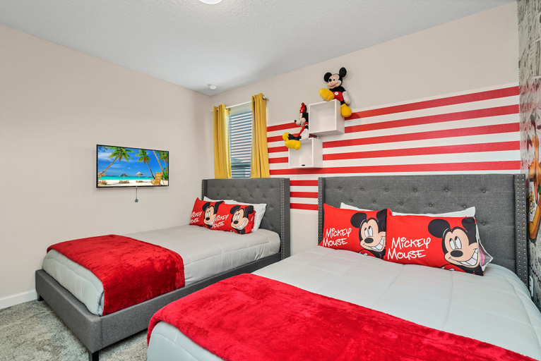 Bedroom 3, Edgy, Modern 6 Bed 5 Bath, Osceola