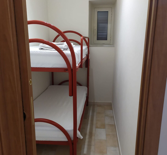 Bedroom 4, Stone House, Palermo