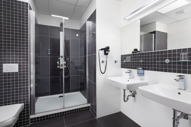 Bathroom 4, Hotel Nikolas, Ostrava