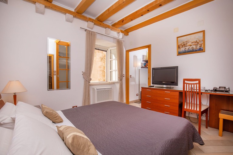 Bedroom 3, Apartments Espana, Dubrovnik