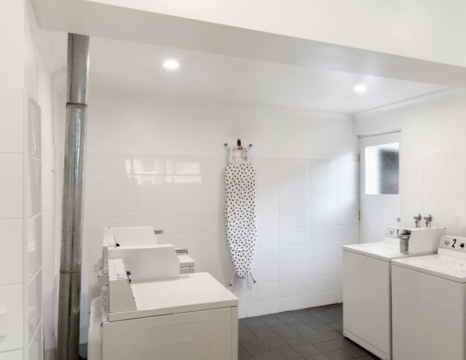 Bathroom 4, Riverview Tourist Park, Augusta-Margaret River