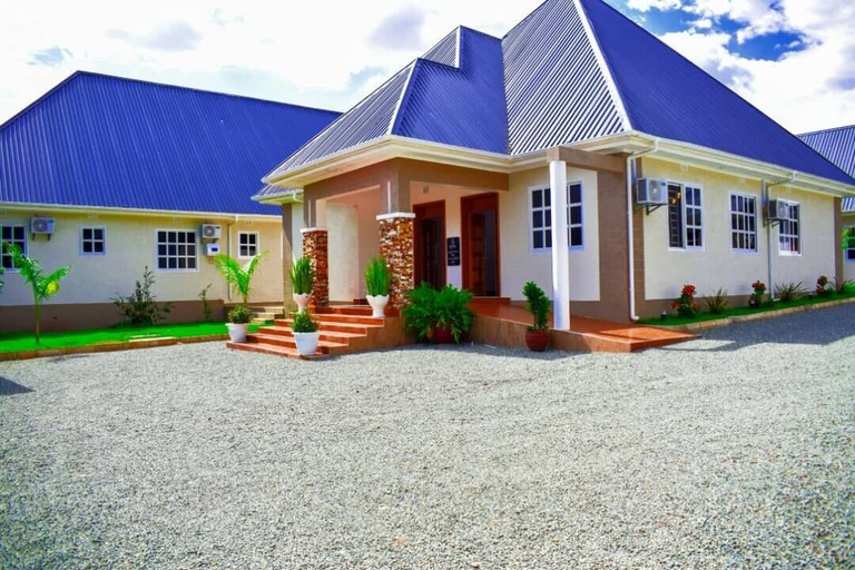 Exterior & Views 2, Otter lodge, Meru