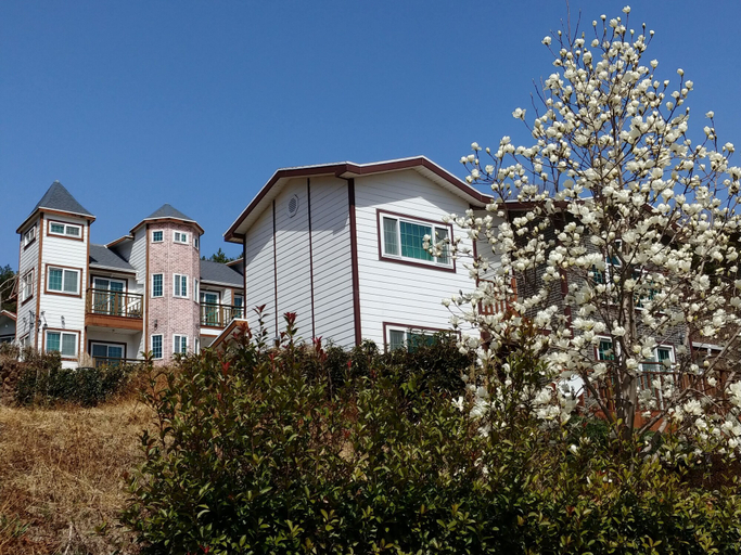 Exterior & Views 2, Beljari Pension, Tongyeong
