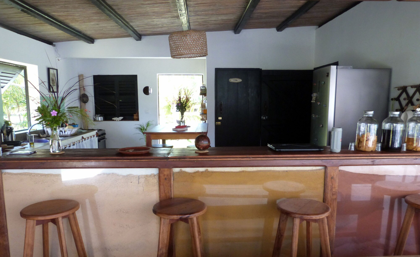 Food & Drinks 5, La Villa Mahafaly, Analanjirofo