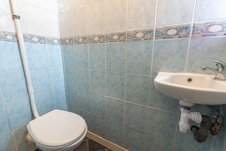 Bathroom 4, Tower Bridge Accommodation - 5, London