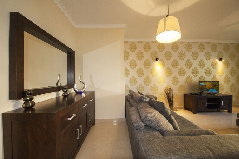 Others 5, C15 - The Patio do Convento Apartment, Lagos