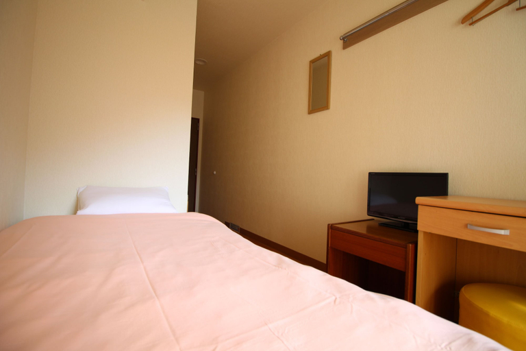 Bedroom 2, Royal Inn Kikusui, Higashimurayama