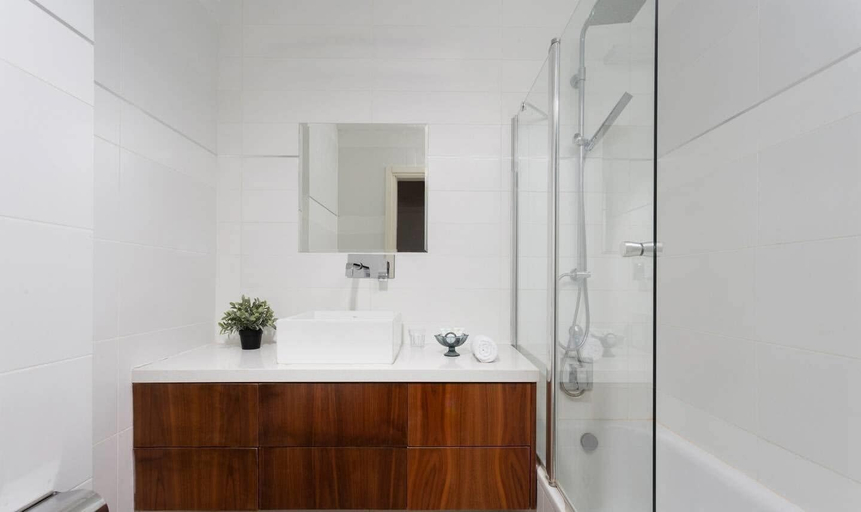 Bathroom, Adorable 2BR near Shenkin by HolyGuest
