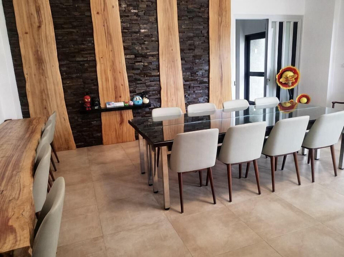 Others 5, Hsu One One B&B, Penghu
