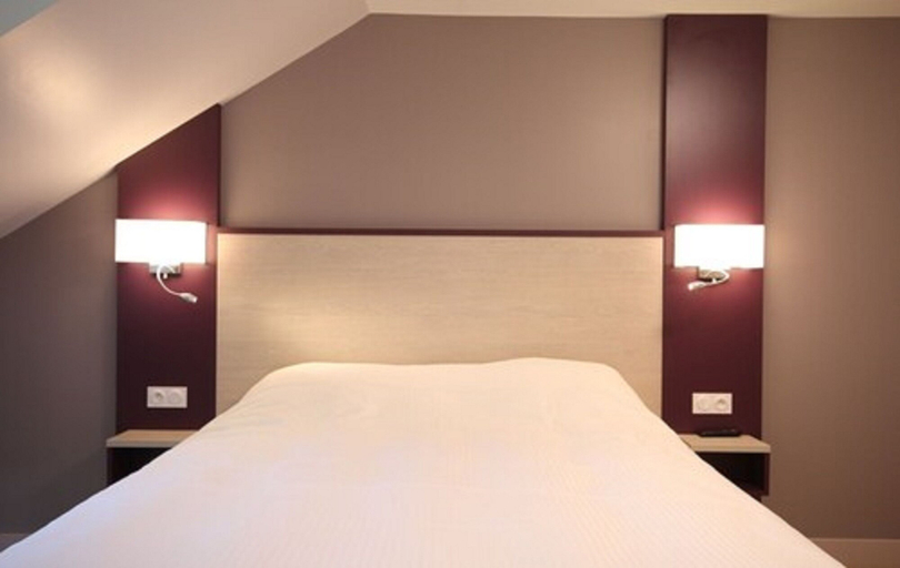 Bedroom 3, Hotel Les Champs, Orne