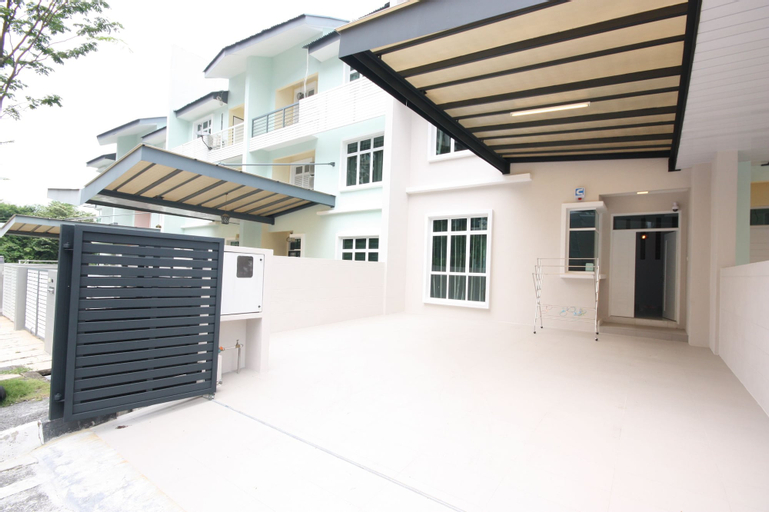 Exterior & Views 2, Shamrock Beach Villas 9, Penang Island