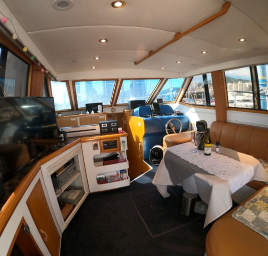 Others 3, Yacht King, Haeundae