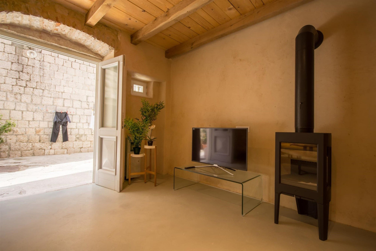 Others 4, Casa Sepia, Trogir
