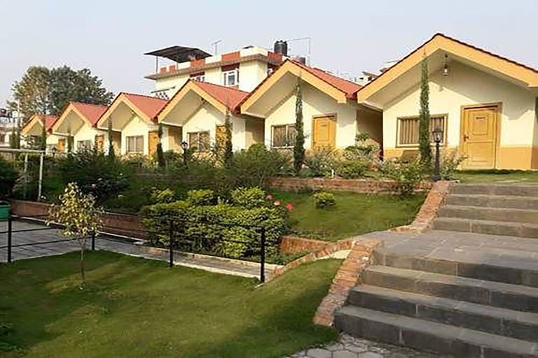 Exterior & Views
