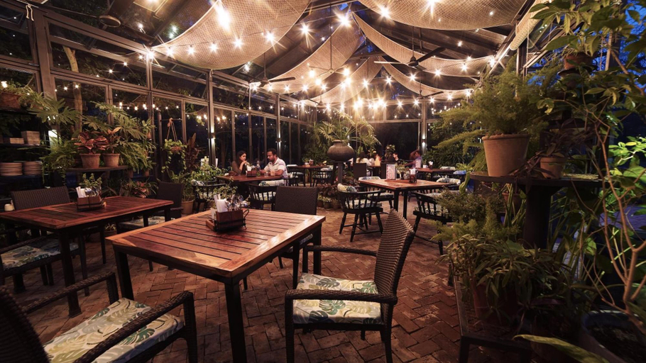 Food & Drinks 3, Jehan Numa Retreat, Bhopal