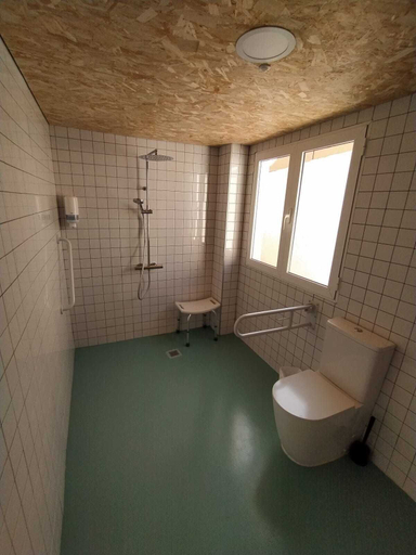 Bathroom 4, SubUp Hostel, Murcia
