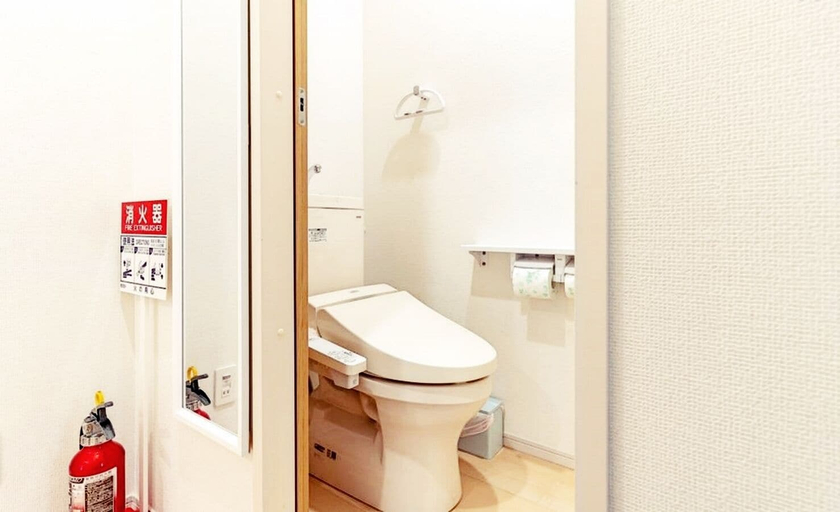 Bathroom 4, Cozy House B, Onna