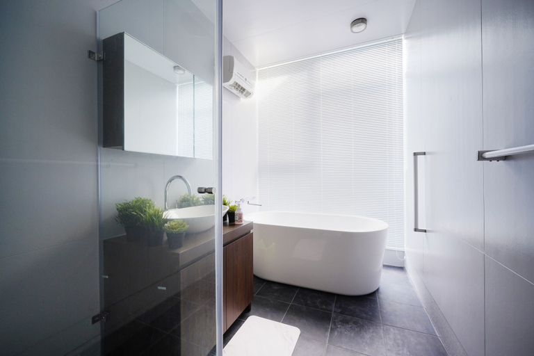Bathroom 4, Enoshima Terrace, Fujisawa