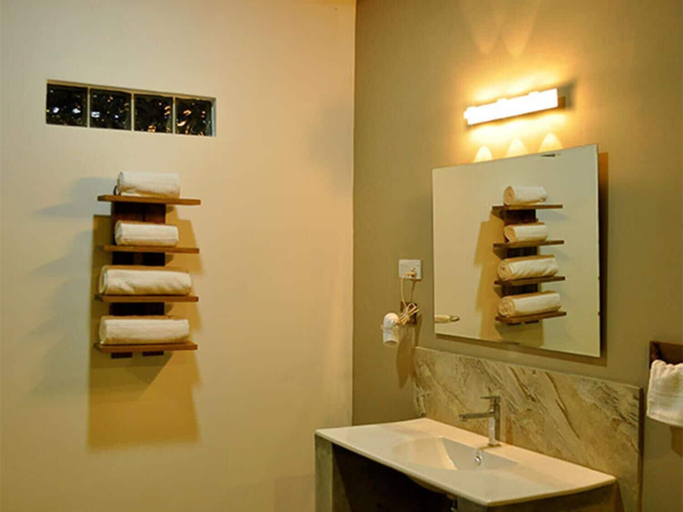 Bathroom 2, Kele Yala Sri Lanka, Katharagama