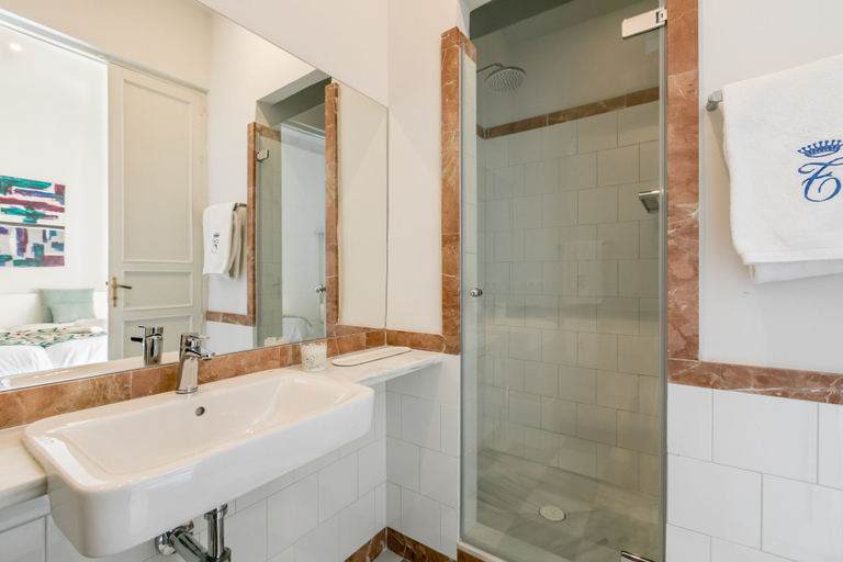 Bathroom 3, Casa Temprado, Sevilla
