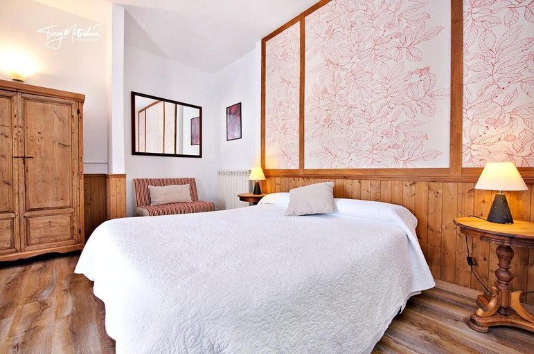 Bedroom 4, La Seguiriya, Granada