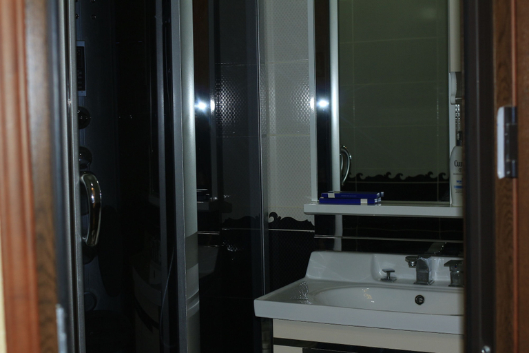 Others 4, Life Hotel, Rudaki