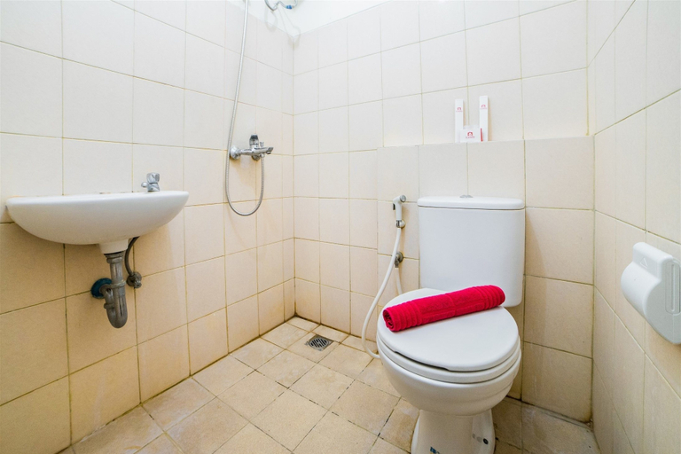 Bathroom 4, Best Price Tamansari Panoramic Apartment with Mountain View, Bandung