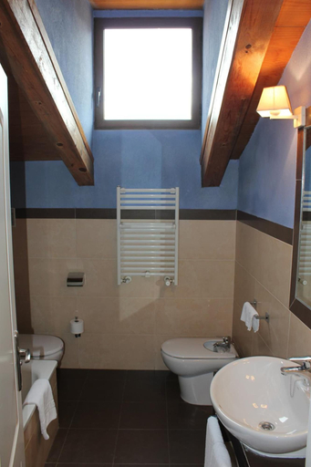 Bathroom 5, Hotel Convento del Giraldo, Cuenca