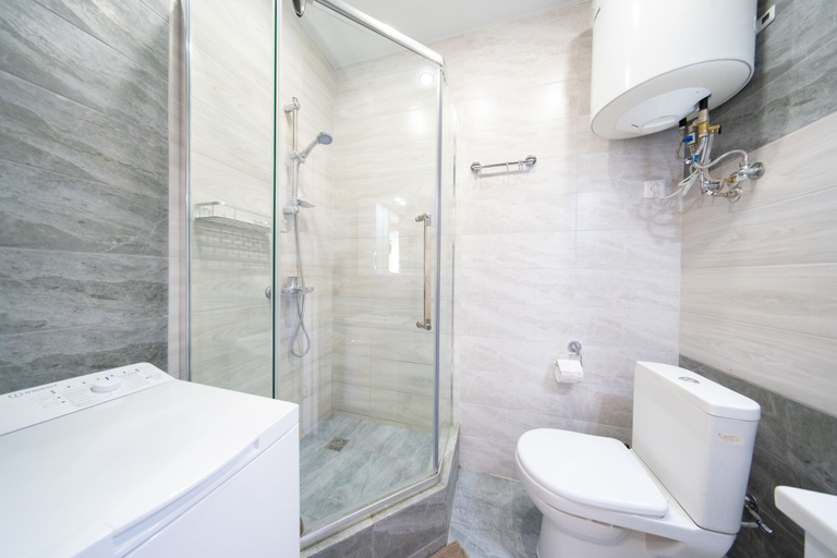 Bathroom 4, More Apartments na Stanislavskogo 1A - 4, Sochi gorsovet
