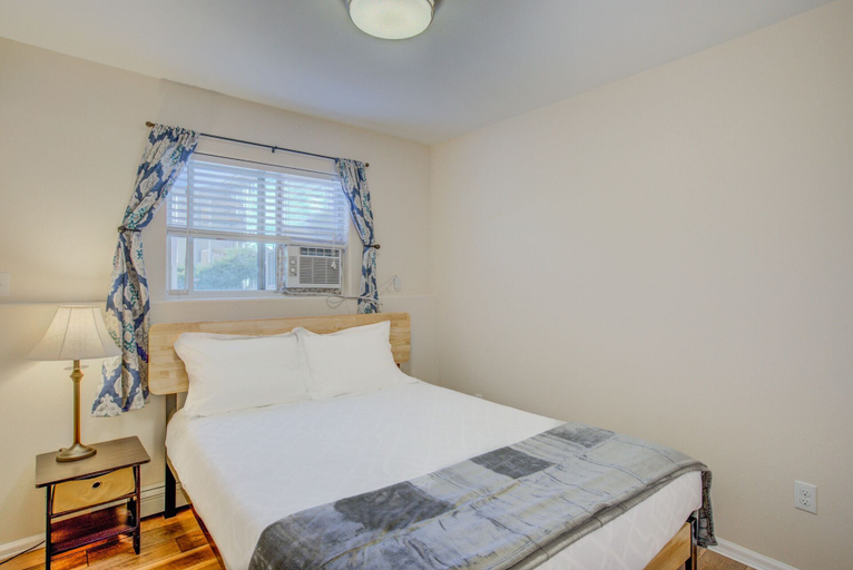 Bedroom 1, 2 BD Value-stay Dog-friendly!, El Paso