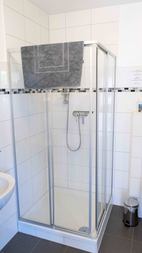 Bathroom, Ferienwohnung Anke-Apartement 3c, Heinsberg