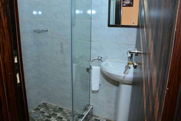 Bathroom, Faith Lodge, Shomolu
