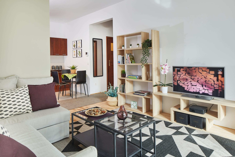 Others 3, Zoliborz Green Garden Apartment, Warsaw