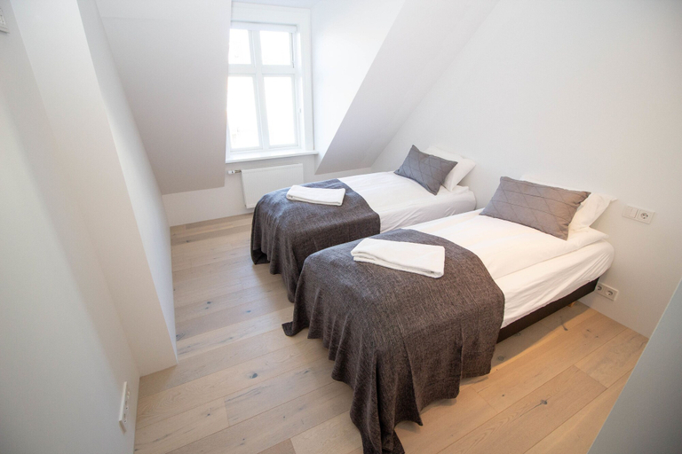 Bedroom 2, City Point Reykjavik Center, Reykjavík