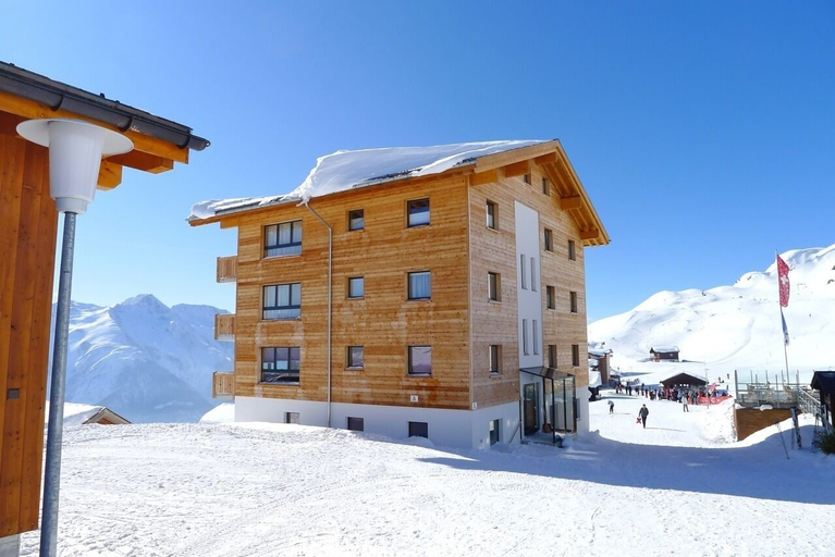 Exterior & Views 2, Bella Vista, Goms