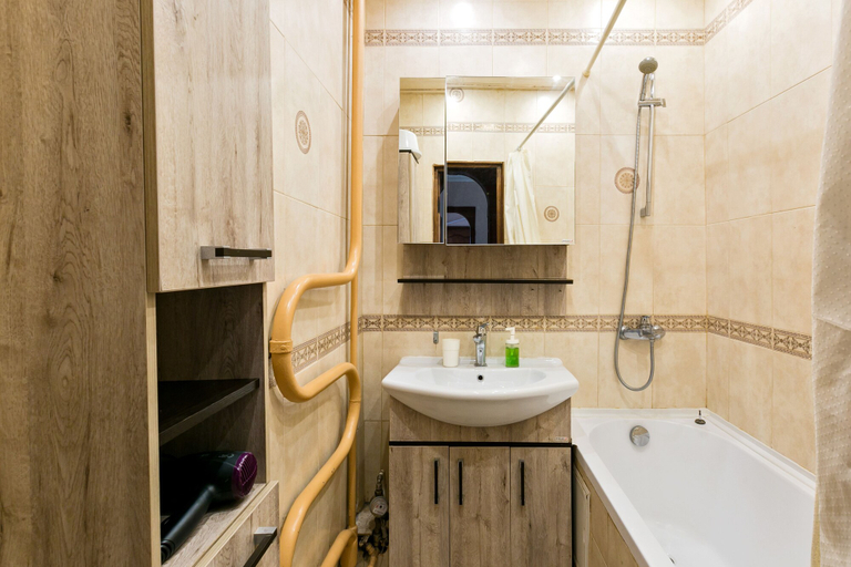 Bathroom 3, MaxRealty24 Zemlyanoy Val, Central